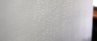 Stärk punktskriftens ställning i lagen