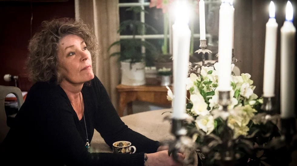 Stina Berge tycker att politiker och i viss mån riksmedia har en tendens att alltför ofta vara problemorienterade och lyfta fram det negativa. "Titta i stället vad kommuninvånare och flyktingar gjort tillsammans för Stjärnhov som ort. "