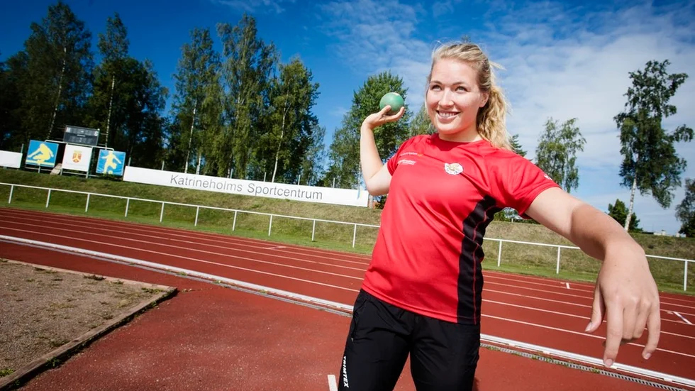 Sara Lennman är Katrineholmstjejen som går in i kulstötarringen på EM under fredagen.