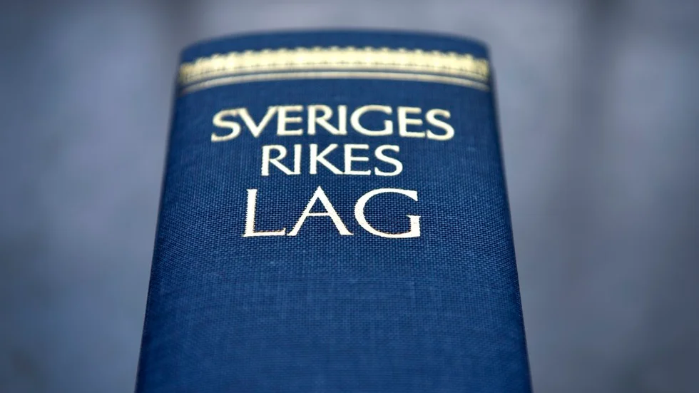 Lagboken tjockar på sig.