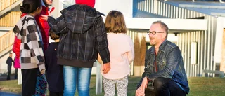Han tar klar ställning för flyktingarna