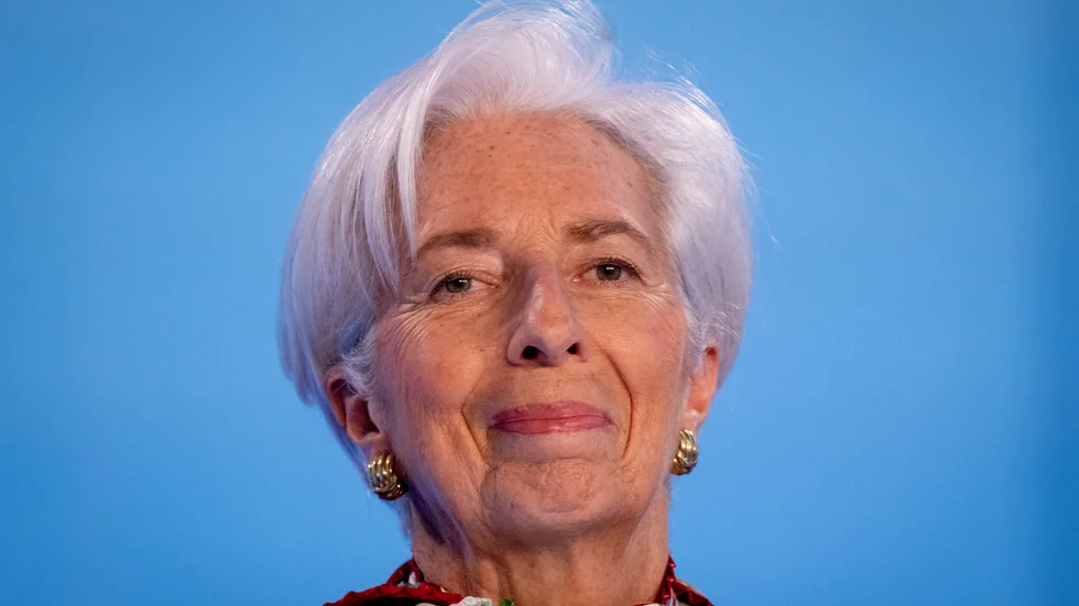 ECB-chefen Christine Lagarde ser ingen motsättning mellan räntehöjningar och likviditetsstöd till banker i kris. Arkivbild.