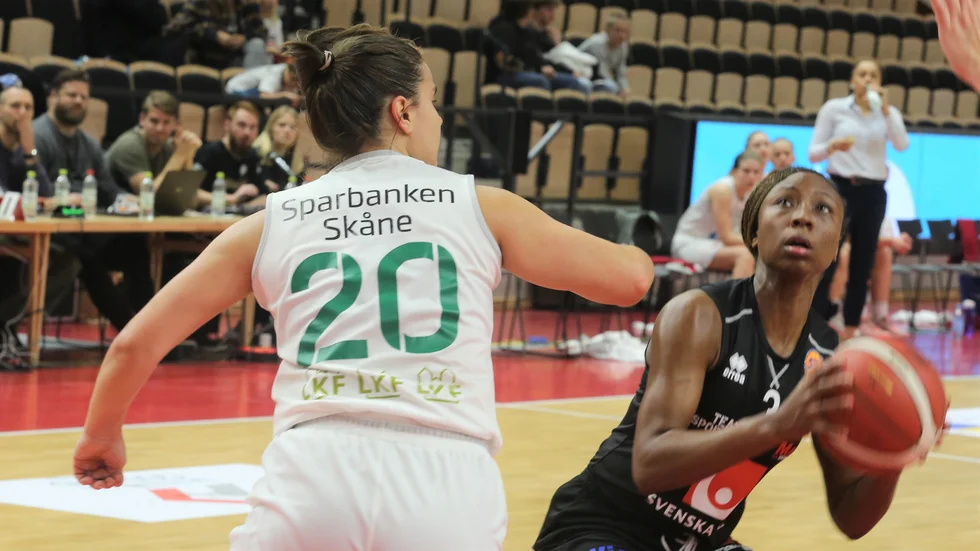 N'dea Flye i Visby Ladies.