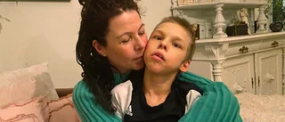 Kim oroar sig ständigt för att sonen ska bli utan hjälp