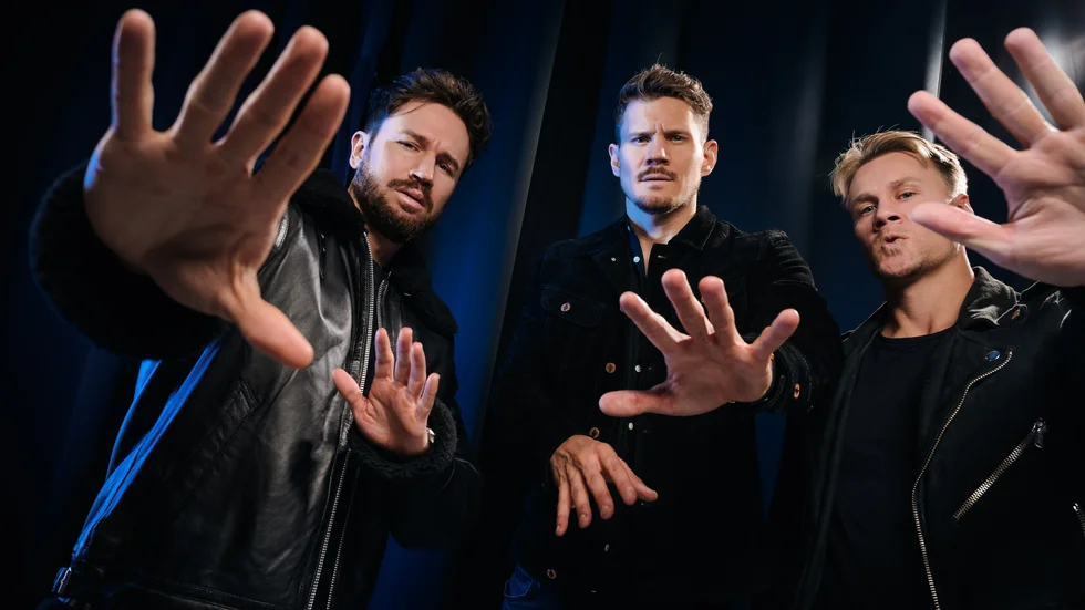 Musik - och humorgruppen De Vet Du spelar på Harrys i Motala på fredagen.