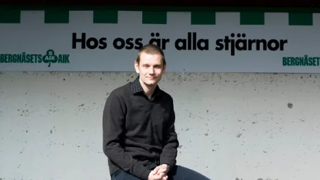 Redo för betydligt större stjärnor än de som finns i Norrbotten. Andreas Pettersson från Luleå blir ny assisterande förbundskapten för det svenska U21-landslaget. ”Det ska bli intressant”, säger han till NSD. Pettersson ersätter legendaren Tommy Söderberg.