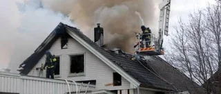 Brand totalförstörde villa i Sävast