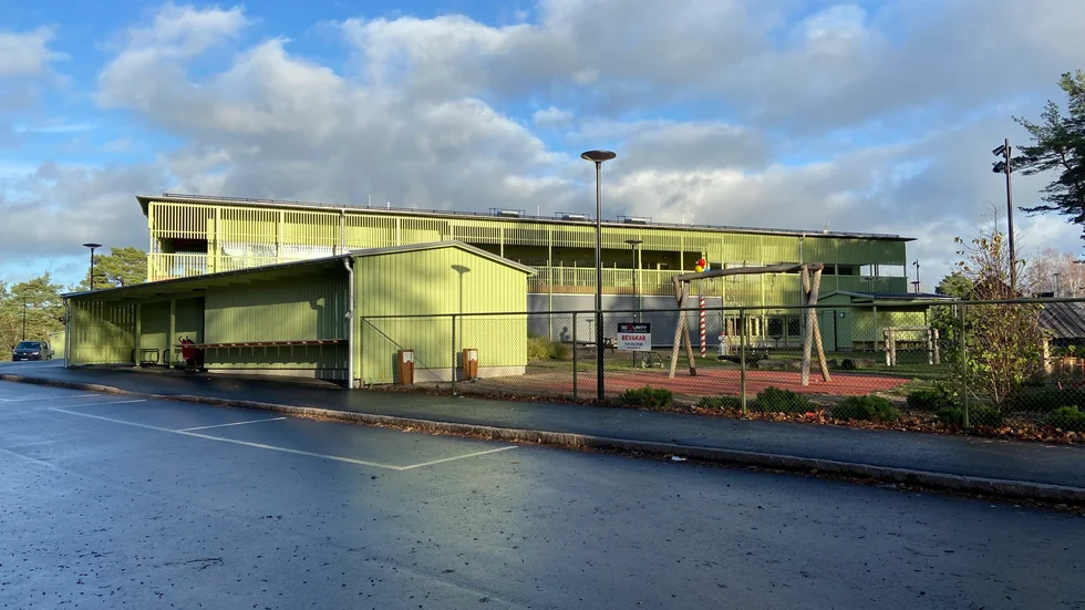 Ett barn som tillhörde den äldre gruppen 3–5-åringar lyckades rymma från Träffens förskola på måndagen. 