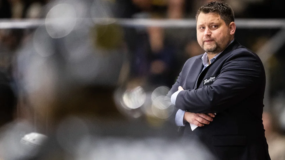 MoDos tränare Mattias Karlin var VIK:s dito i nio säsonger plus ett lyckat negativt kvalspel.