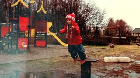 Fotoutställning på Krokodil av fotograferande barn i åldrarna 2-6 år