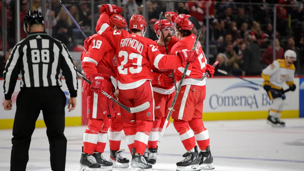 Jonatan Berggren gjorde en ny poäng när Red Wings vann på nytt.