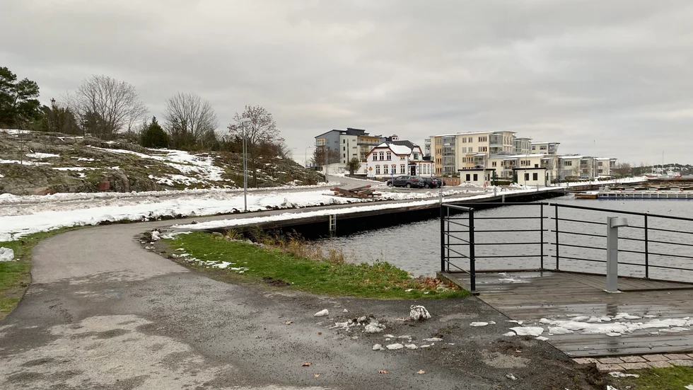 Strandpromenaden från Aquavilla ska fortsätta förbi Kulbacken runt Grantorpsviken.