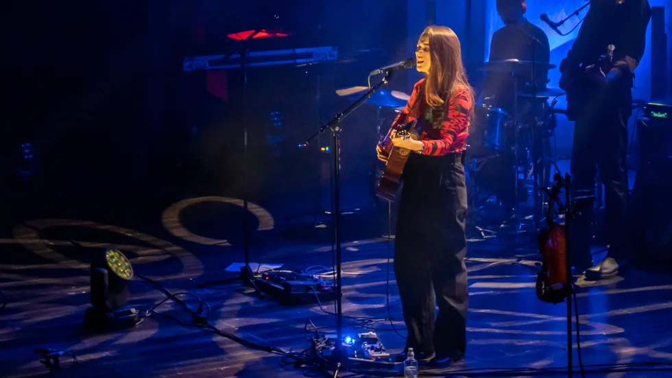 Melissa Horn kom under torsdagskvällen till ett fullsatt Culturum.
