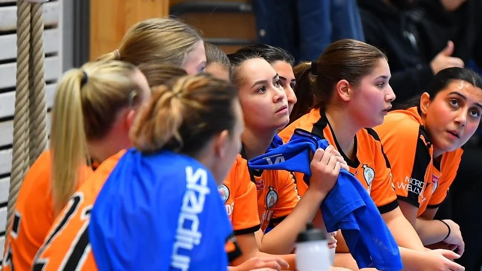 AFC Eskilstunas damlag deppar efter premiärförlusten mot IK Tun.