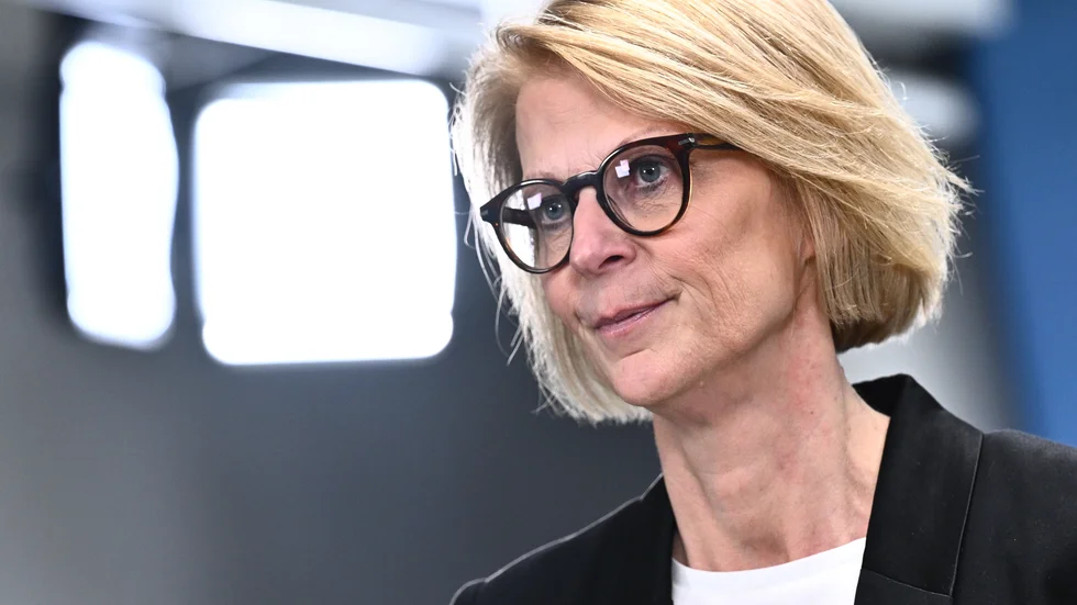 Som en följd av ett EU-beslut föreslår finansminister Elisabeth Svantesson (M) en tillfällig skatt på övervinster i elproduktion från mars till och med juni. Arkivbild.
