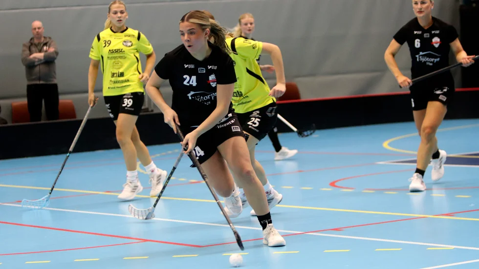 Ebba Myllivainio får priset som årets nykomling när allsvenskans bästa spelare utses.