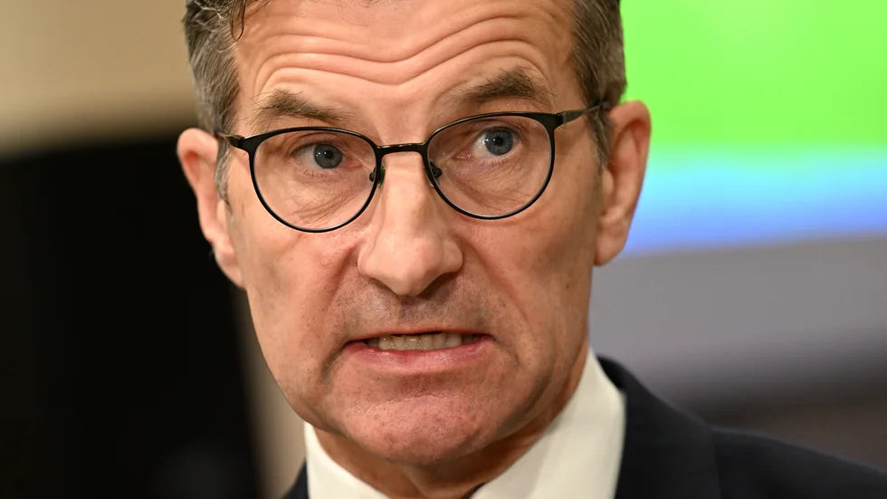 Riksbankschef Erik Thedéen är redo trycka på ränteknappen igen. Arkivbild.