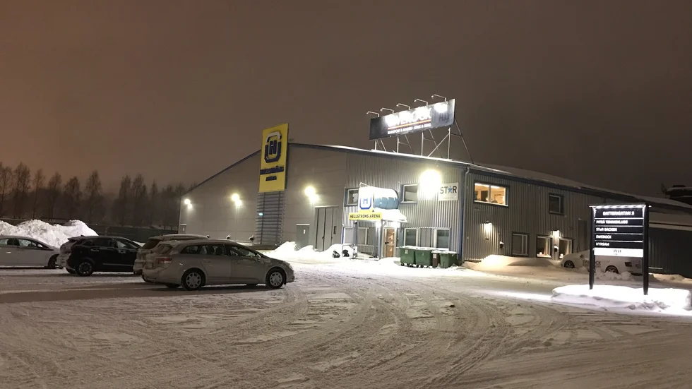 En mindre brand utbröt i tennishallen under tisdagseftermiddagen.