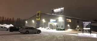 Larm om brand i tennishall i Piteå
