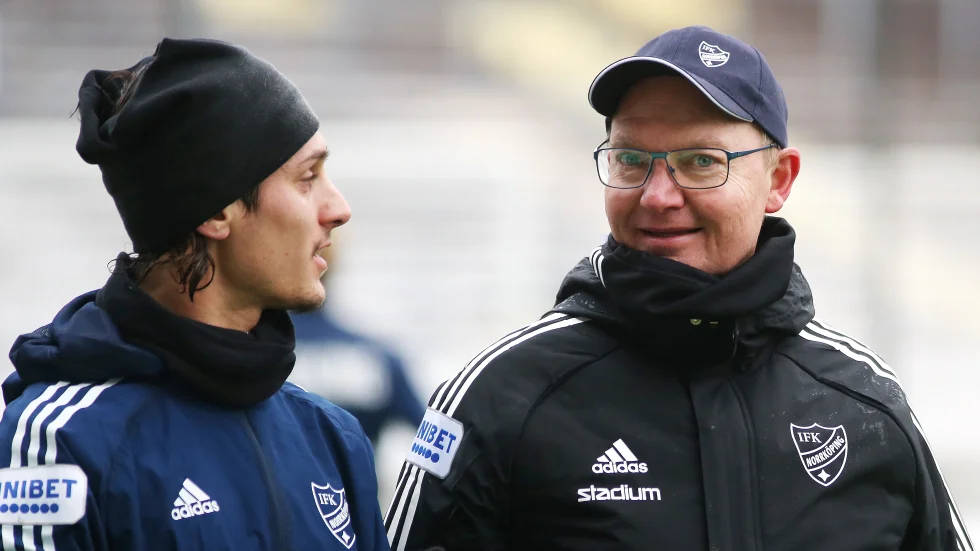 Jonathan Levi och Glen Riddersholm på plats på Platinumcars Arena i samband med träningsstarten för säsongen.