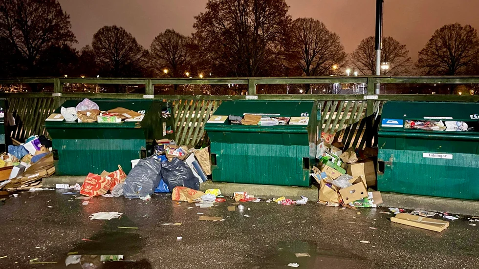 Den första januari 2024 tar kommunerna, i det här fallet Sörmland vatten, över ansvaret för återvinningsstationerna. Bilden visar hur det har sett ut på återvinningsstationen på Vallavägen i Katrineholm. 