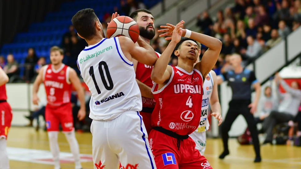 Uppsala Basket tappar en av förra säsongen bättre spelare.