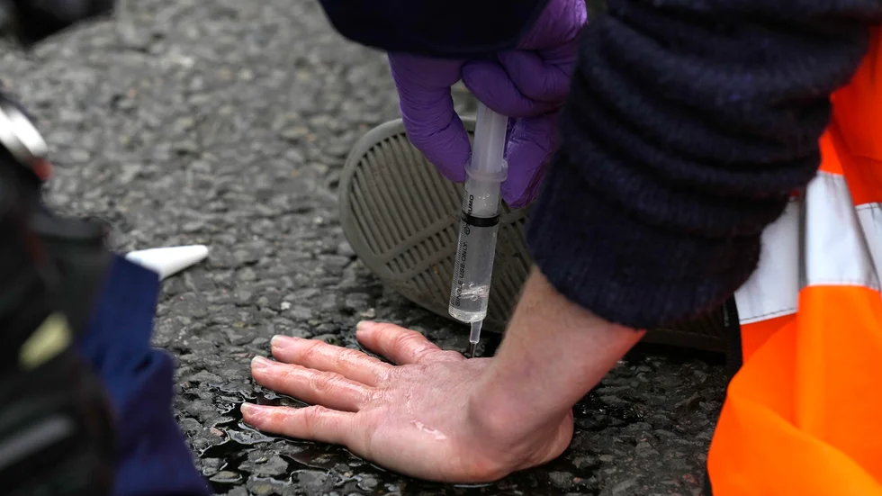 Klimathotet är en av vår tids ödesfrågor, men det hjälps inte av revolutionär retorik eller praktik. 