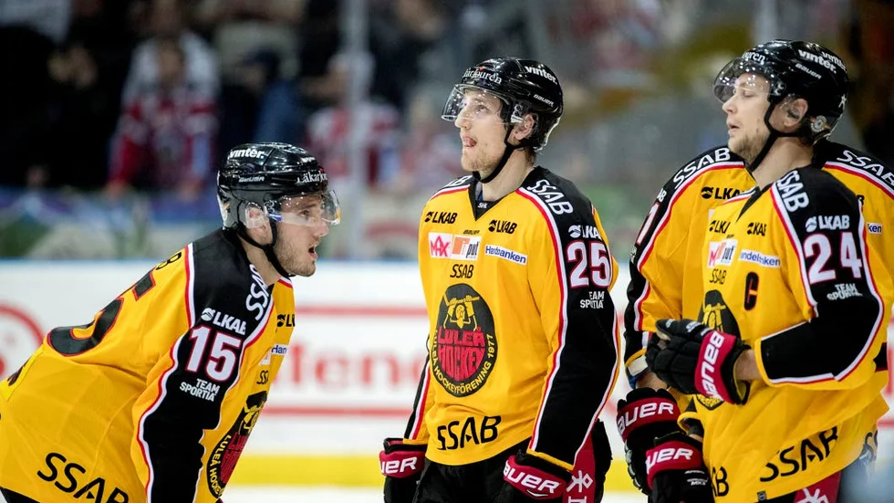 Tungt. Luleå kammade noll och backen Christian Jaros blev fotskadad.