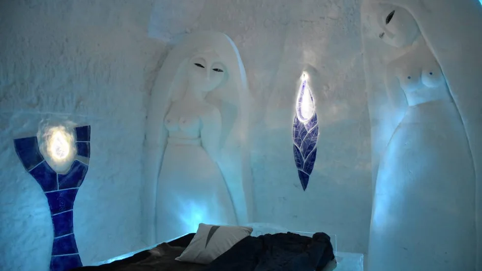 ÄNGLAR I RUMMET. I "Living with angels" drömmer man förhoppningsvis inga mardrömar.