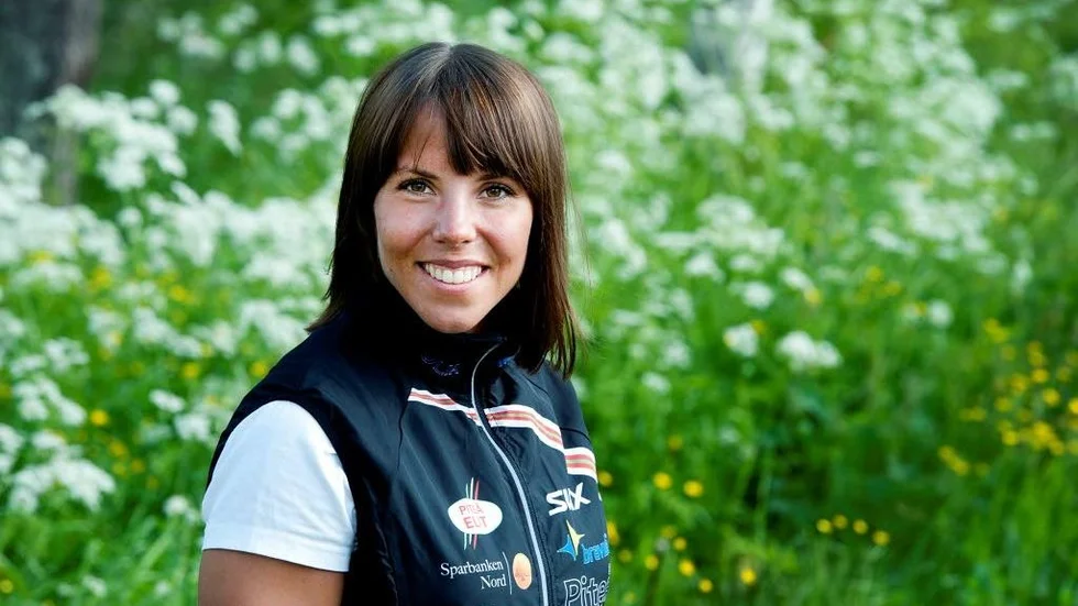 Charlotte Kalla har en fullspäckad sommar. Men långt bort i horisonten hägrar OS i Sotji. Något hon redan funderar mycket på.