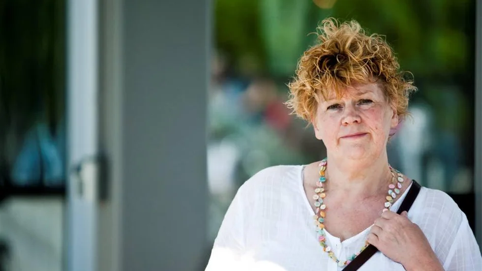Birgitta Stålnacke är sjuksköterksa på Kiruna sjukhus och har också skrivit ett bidrag i antologin "Hjälp oss!", som är en samling berättelse från sjukvården.