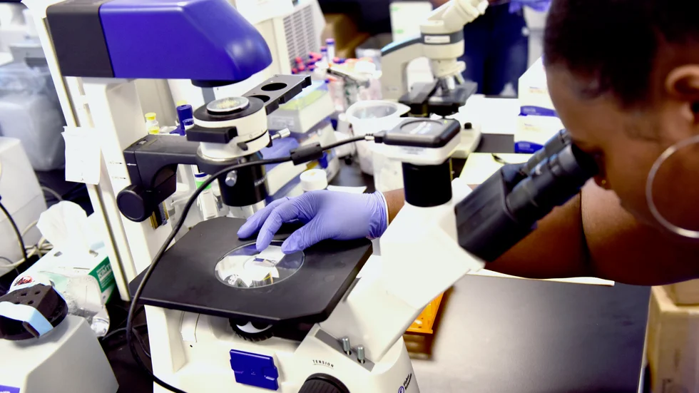 Resultatet av cancerforskningen behöver komma alla invånare till del. Även i Sörmland. 