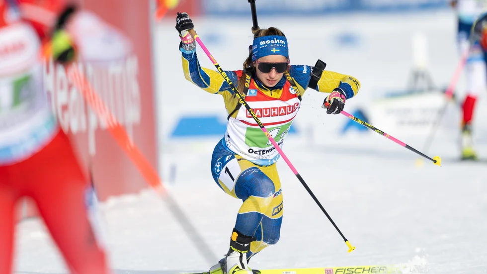 Det blev en tuff förmiddag i Östersund för Anna Magnusson och de andra svenskorna i det svenska stafettlaget.