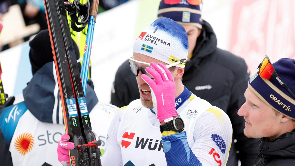 En besviken Calle Halfvarsson efter Sveriges sjätteplats i fredagens VM-stafett.