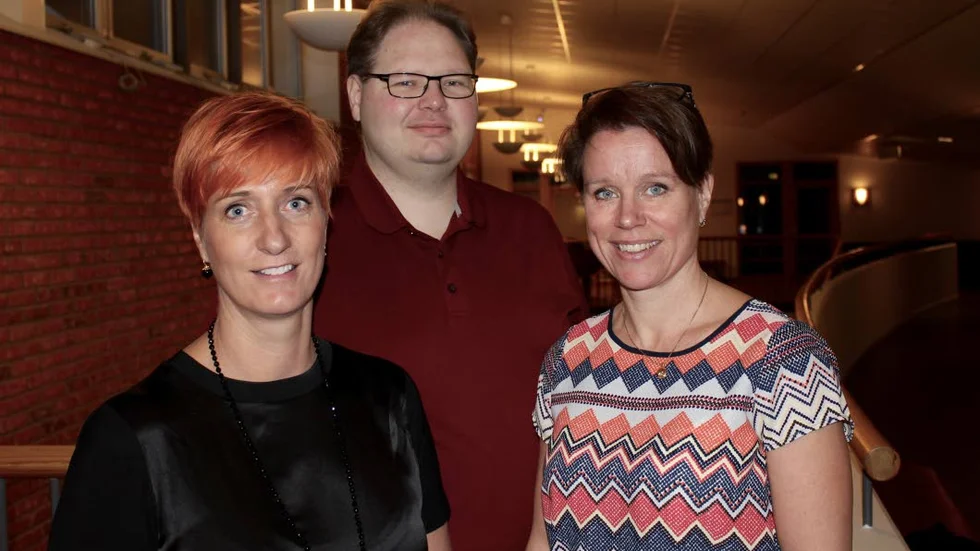 "Det var väldigt lite som deltagarna i vår studie uppfattade som negativt med spelet, förutom risker kopplade till att barnen är ute i trafiken", säger forskaren Anna-Karin Lindqvist. Här tillsammans med forskarna Josef Hallberg och Stina Rutberg, LTU.