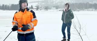Nu sågar de upp älven