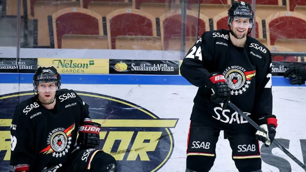 STANNAR: Mycket talar för att supertvillingarna Cam och Chris Abbott stannar i Norrbotten.