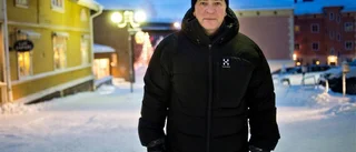 Salming skrev på för nykter jul