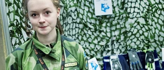 Tjejerna har gjort en handbok för killar
