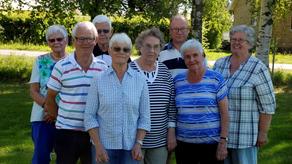Studiecirkeln. Siv Nilsson, Åke Nilsson, Lennart Endahl, Sanny Lindström, Naima Lindberg, Ester Gustavsson, Yvonne Cloth och Nancy Nilsson är en del av studiecirkeln som forskat om Vittjärvs historia.