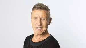 13 juli. Hockey, fiske är två av ingredienserna i Stig Salmings program.