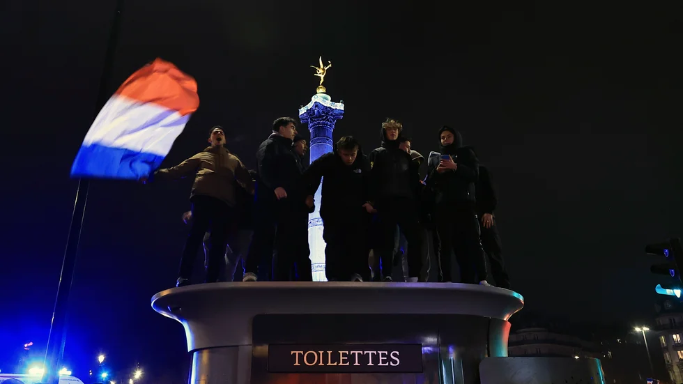 Supportrar skapade oreda efter semifinalen, nu trappar polisen i Frankrike upp sin närvaro.