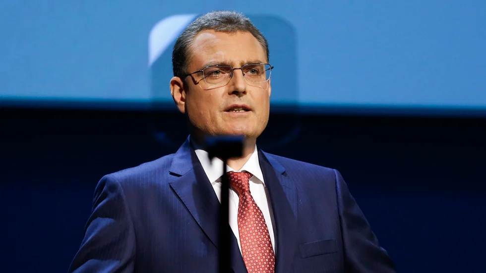 Schweiz centralbank, med chefen Thomas Jordan, levererar räntebesked. Arkivbild