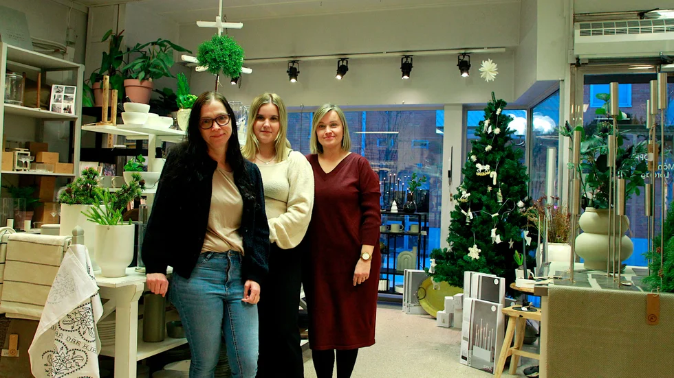 Annelie Sandström, Nelly Sundkvist och Anna Sundkvist säger att det är Ernstgrejerna som säljer bäst i julhandeln i år. 