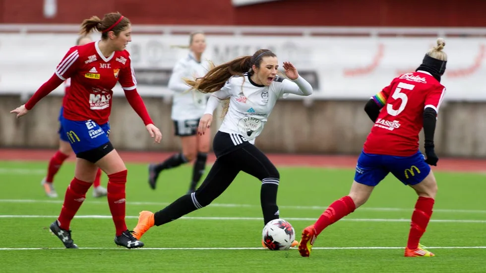 Boren och Motala AIF har diskuterat ett damsamarbete, men inget konkret finns att redovisa ännu.