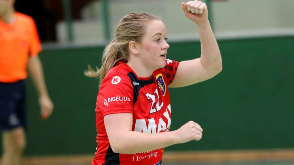 Måljubla. Det har Emma Ingavrsson fått göra 62 gånger den här säsongen.