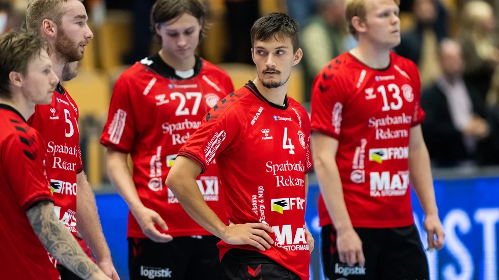 Carl Gabrielsson (nummer 4) lämnar Guif.