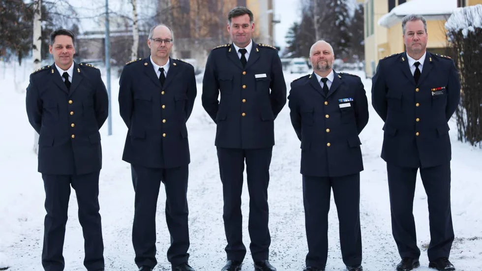 NOR (Nit och redlighet i rikets tjänst efter 30 år i tjänst):

Från vänster: kapten Anders Rehn, kapten Per Fredriksson, chef A 9, överste Jonas Lotsne (ej NOR), major Ola Arvidsson, major Björn Isaksson.