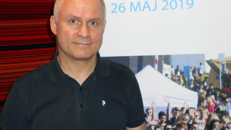 Jonas Nuldén från länsstyrelsen informerade medlemmarna om EU och Brexit inför valet.