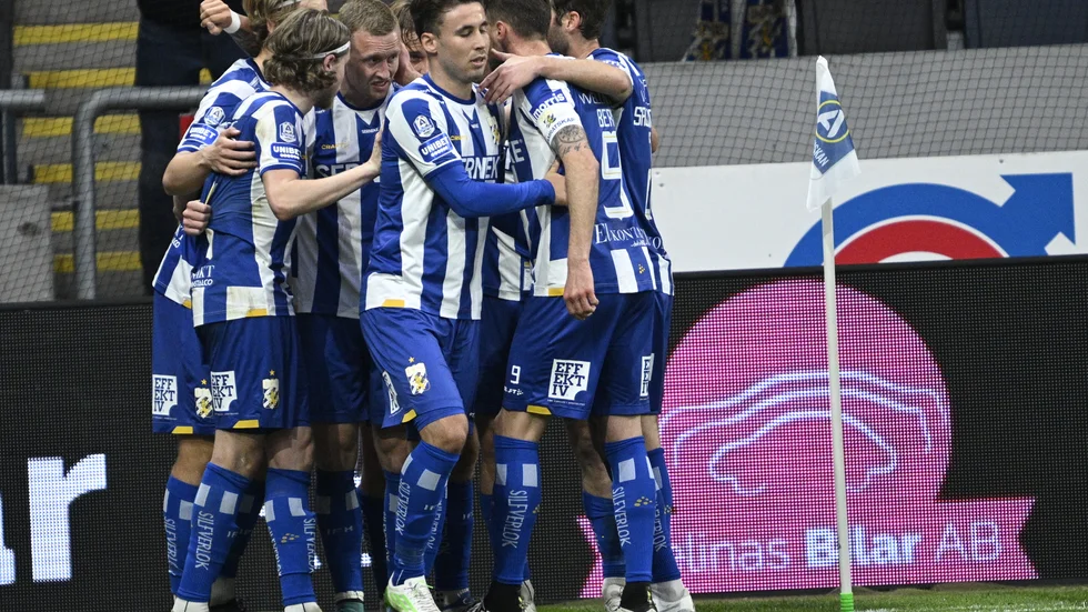 IFK Göteborg firar Sebastian Ohlssons 2–2-mål.